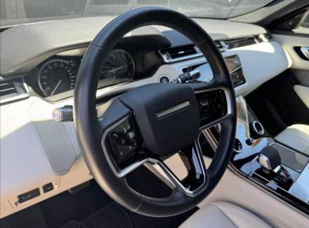 Land Rover - Range Rover Velar