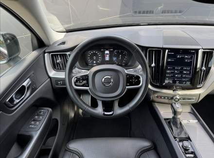 Volvo - XC60