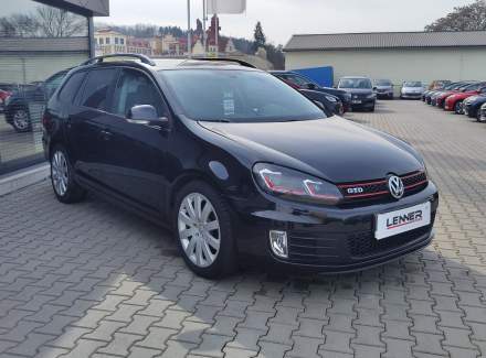 Volkswagen - Golf