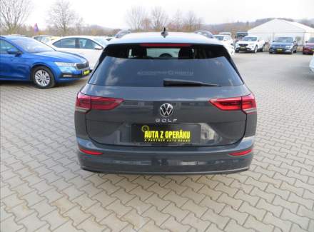 Volkswagen - Golf