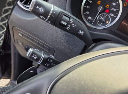 Mercedes-Benz - Vito