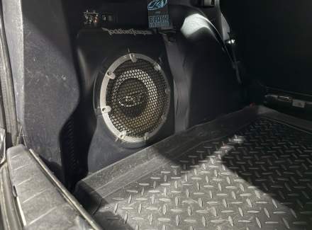 Mitsubishi - Outlander