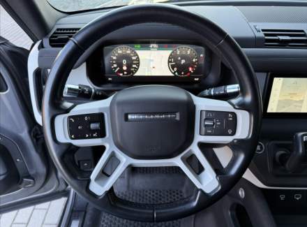 Land Rover - Defender