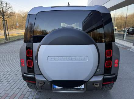 Land Rover - Defender