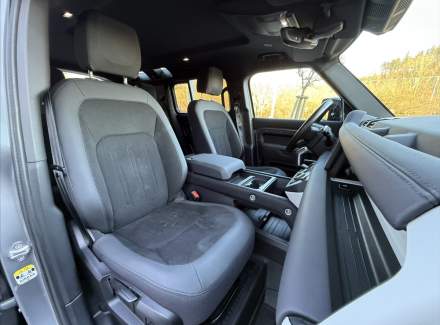 Land Rover - Defender