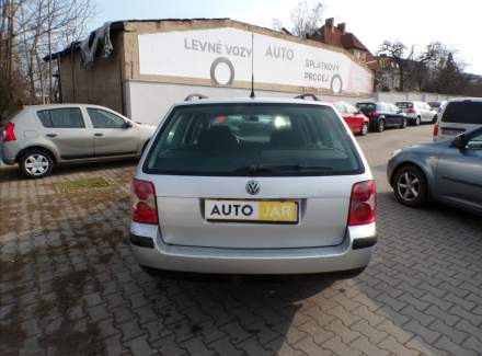 Volkswagen - Passat
