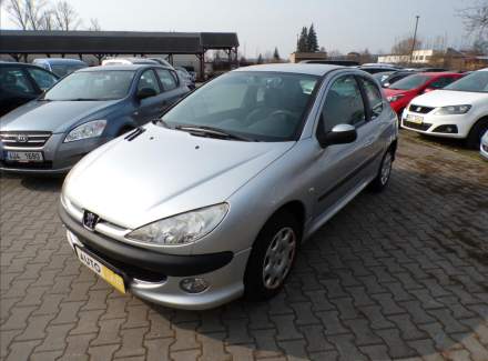 Peugeot - 206