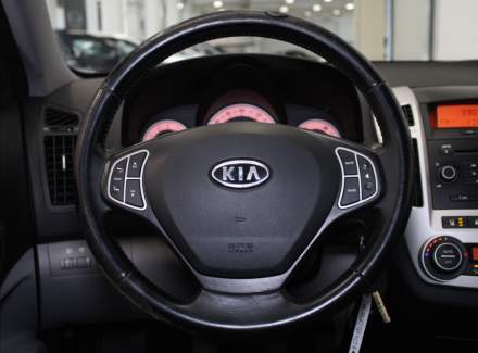 Kia - Cee'd