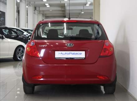 Kia - Cee'd