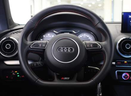 Audi - S3