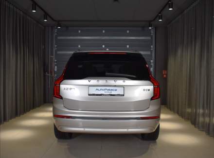 Volvo - XC90