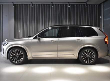 Volvo - XC90