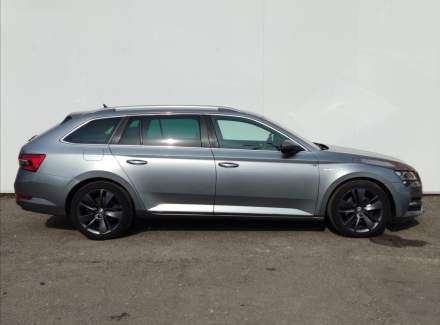 Škoda - Superb