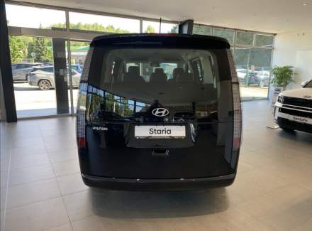 Hyundai - Staria