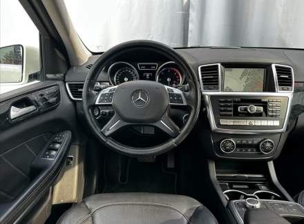 Mercedes-Benz - GL