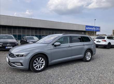 Volkswagen - Passat