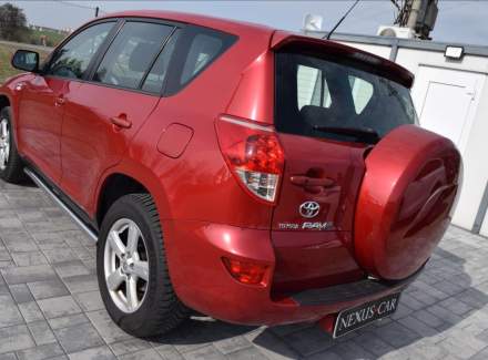 Toyota - RAV 4