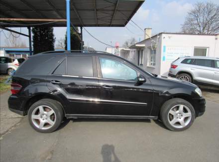 Mercedes-Benz - M-class