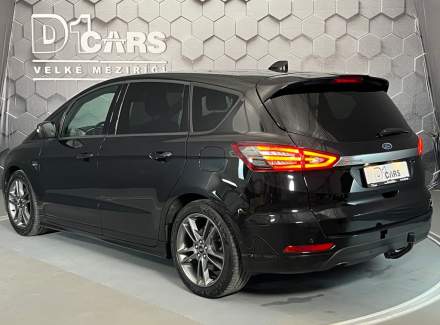 Ford - S-MAX