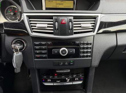 Mercedes-Benz - E-class