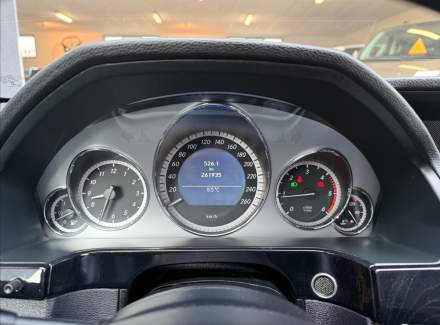 Mercedes-Benz - E-class