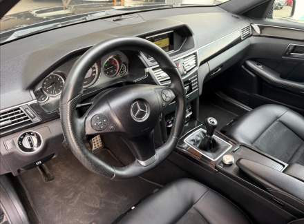 Mercedes-Benz - E-class