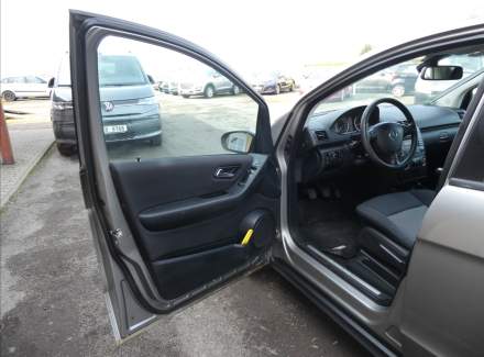 Mercedes-Benz - A-class