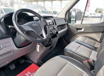 Hyundai - H 350