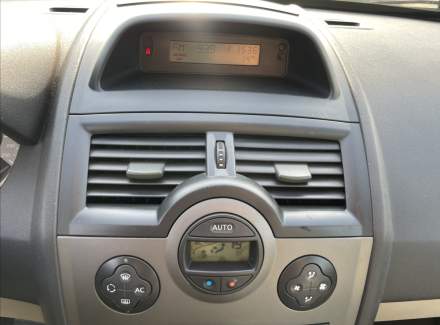 Renault - Megane