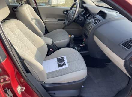 Renault - Megane