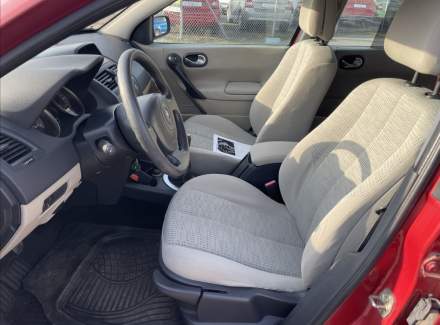 Renault - Megane