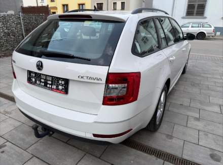 Škoda - Octavia