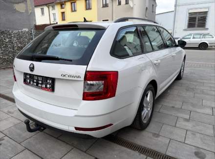 Škoda - Octavia