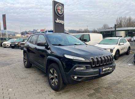 Jeep - Cherokee