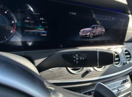 Mercedes-Benz - E-class