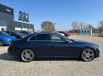 Mercedes-Benz - E-class