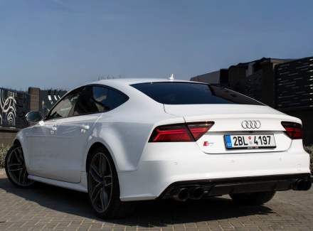 Audi - S7