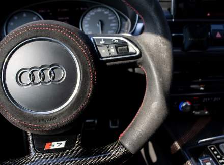Audi - S7