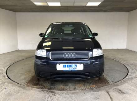 Audi - A2