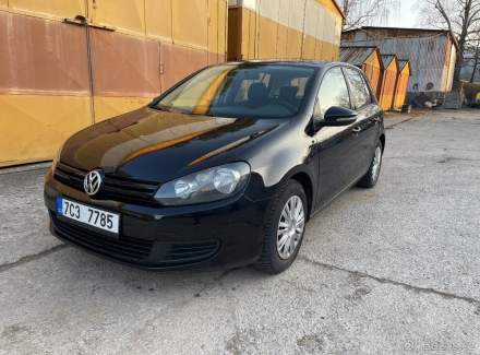 Volkswagen - Golf