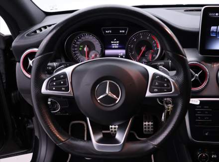 Mercedes-Benz - CLA