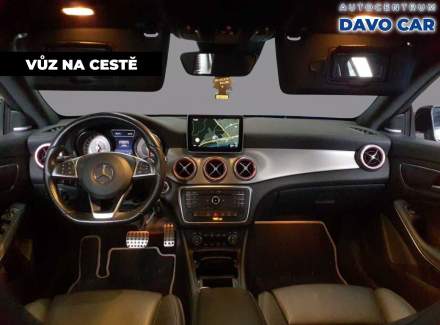 Mercedes-Benz - CLA