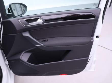 Volkswagen - Touran