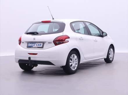 Peugeot - 208