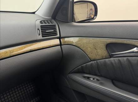 Mercedes-Benz - E-class