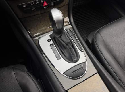 Mercedes-Benz - E-class