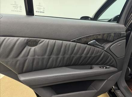 Mercedes-Benz - E-class