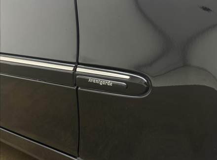 Mercedes-Benz - E-class