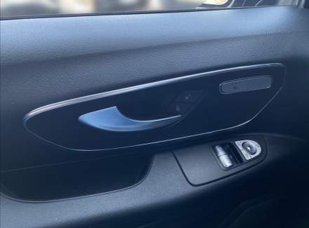 Mercedes-Benz - Vito