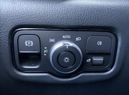 Mercedes-Benz - Vito